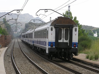 El tren no tenia sistemes de seguretat a les portes. (Foto: Trenscat.cat)