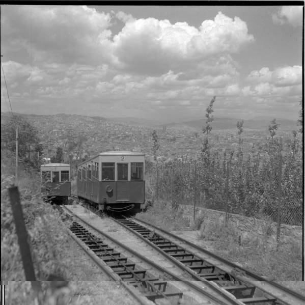 creuament del funicular del castell