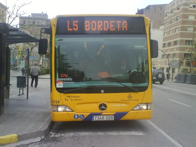 Parada Universitat 1 davant la Biblioteca Lleida