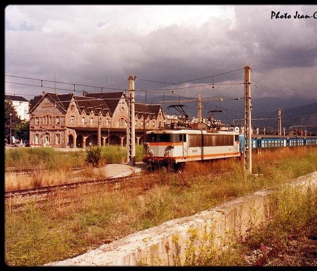 Llastima que ja no es pugui veure un tren de la SNCF a Puigcerda.