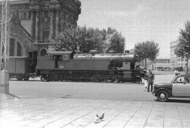 portal de la pau 1956.jpg