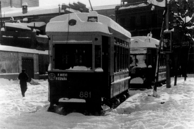 El tramvia. Sants. Desembre 1962