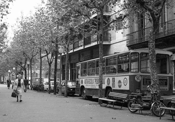 LaCatalana-54_dos dies abans de plegar_RamblaPobleNou__24octubre1980_PhotoJosepMiquel.jpg